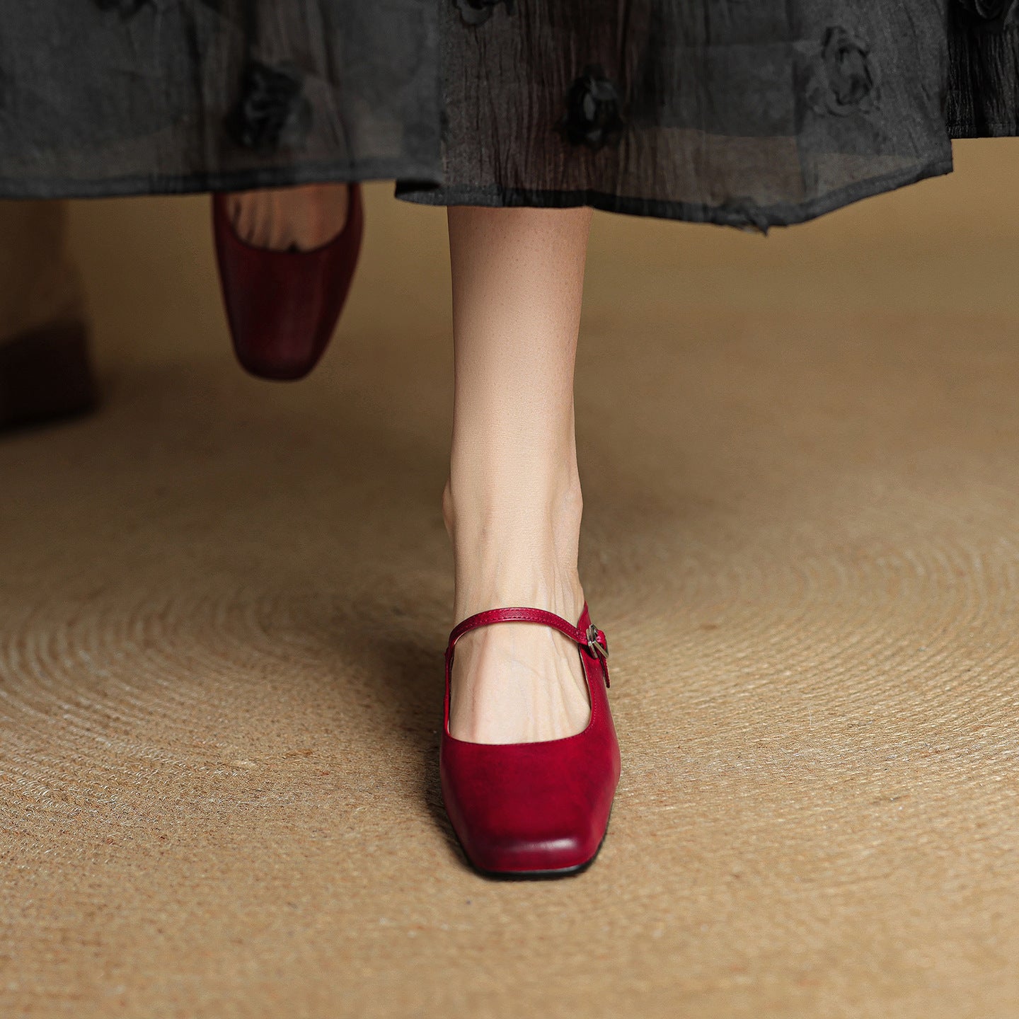 Leather Mules – Minimal Elegance with Everyday Comfort TARHUS