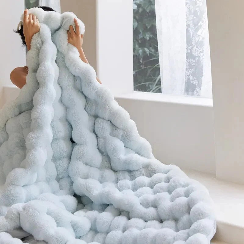 RABBIT FAUX-FUR BLANKET - TARHUS