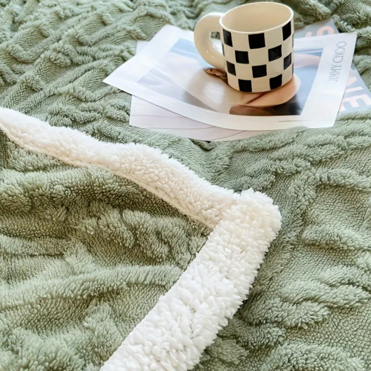 SHERPA THROW BLANKET - TARHUS