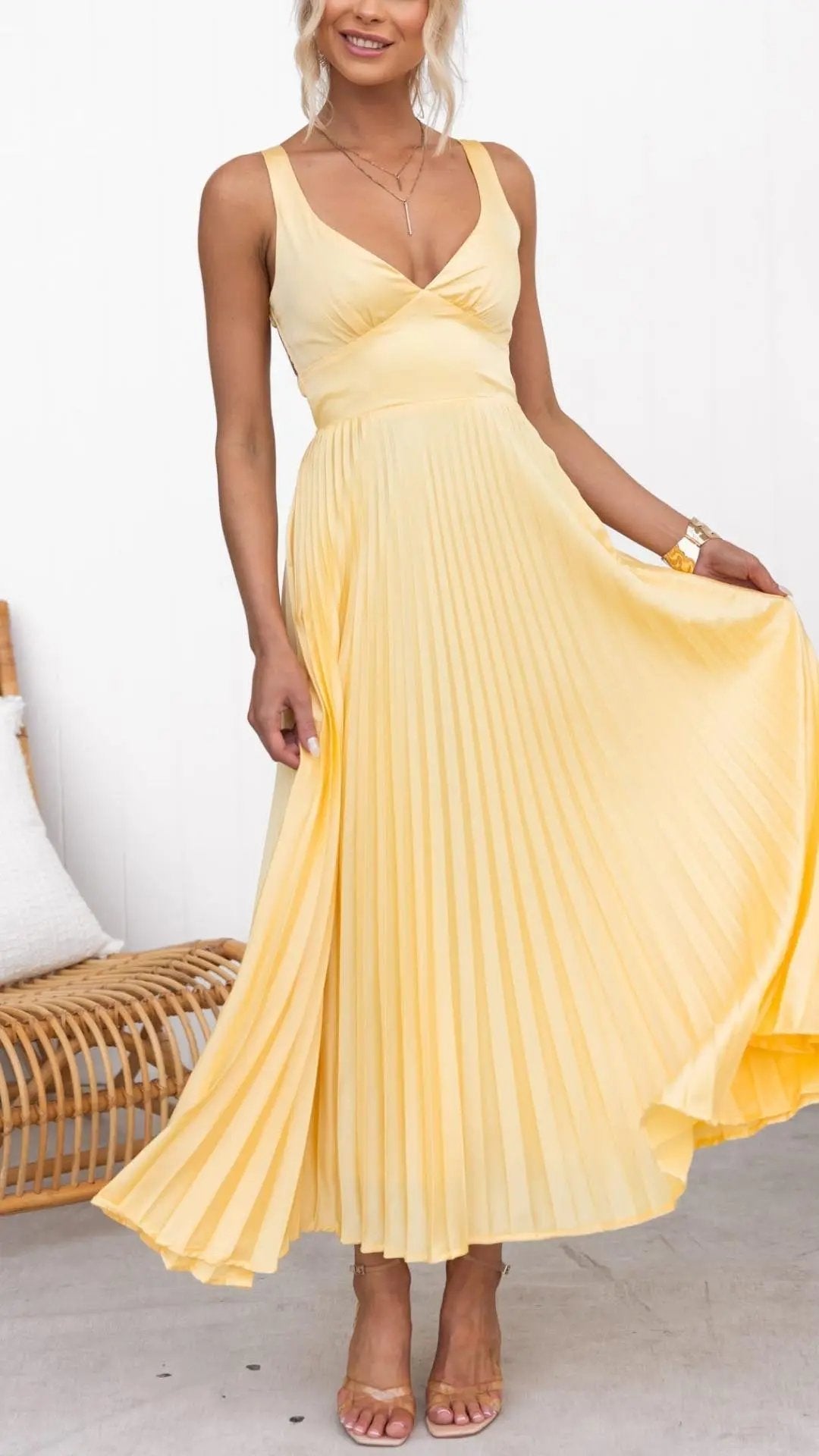 Aby - Yellow Pleated V-Neck Maxi Dress - TARHUS