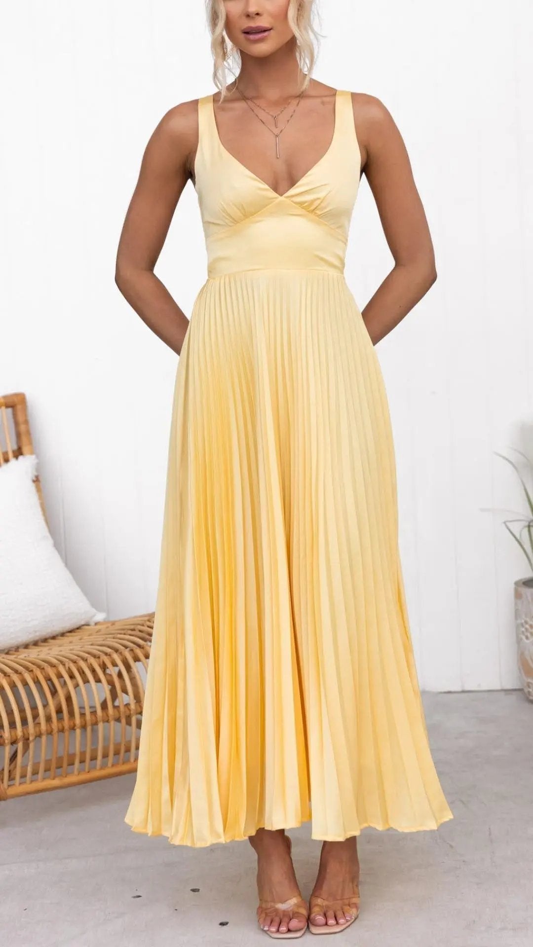 Aby - Yellow Pleated V-Neck Maxi Dress - TARHUS