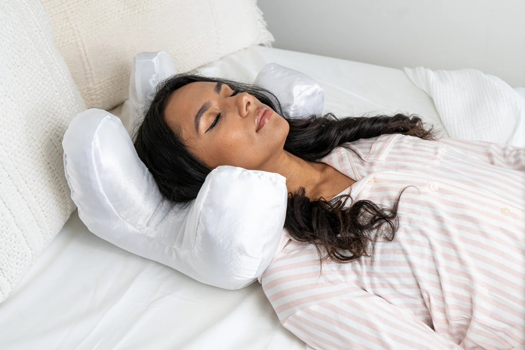 Tarhus - Face Pillow + Premium Satin Pillowcase