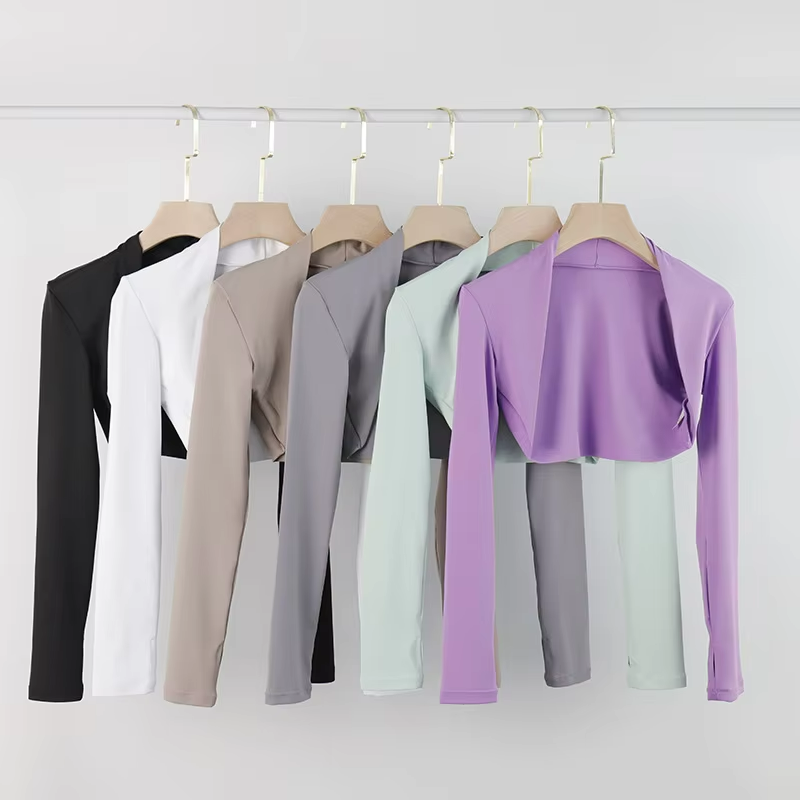Olivia | Refined Tight-Fit Pilates Shawl for Sun Protection TARHUS  Pilates Top
