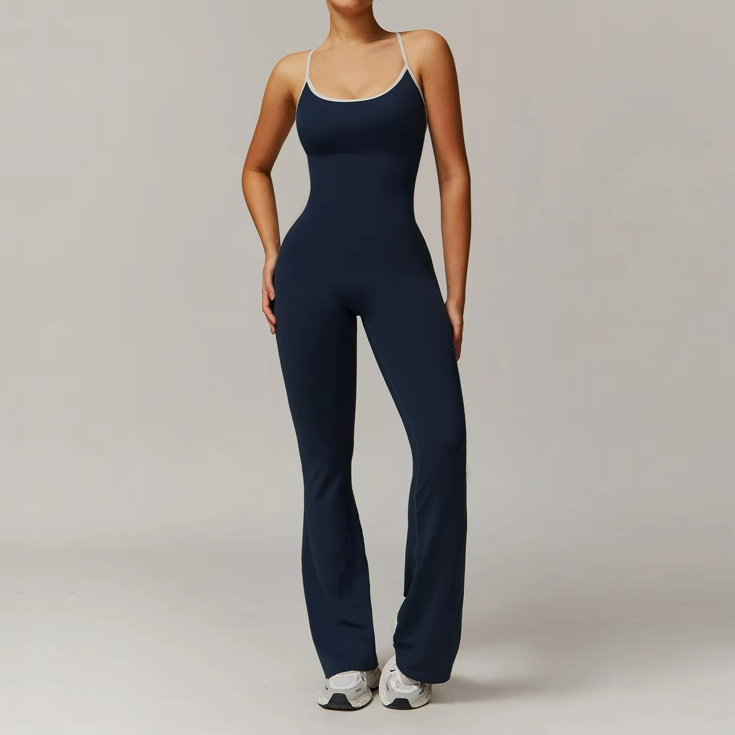 Saela | Sleek Pilates Jumpsuit for Flowing Grace TARHUS  Pilates Jumpsuit