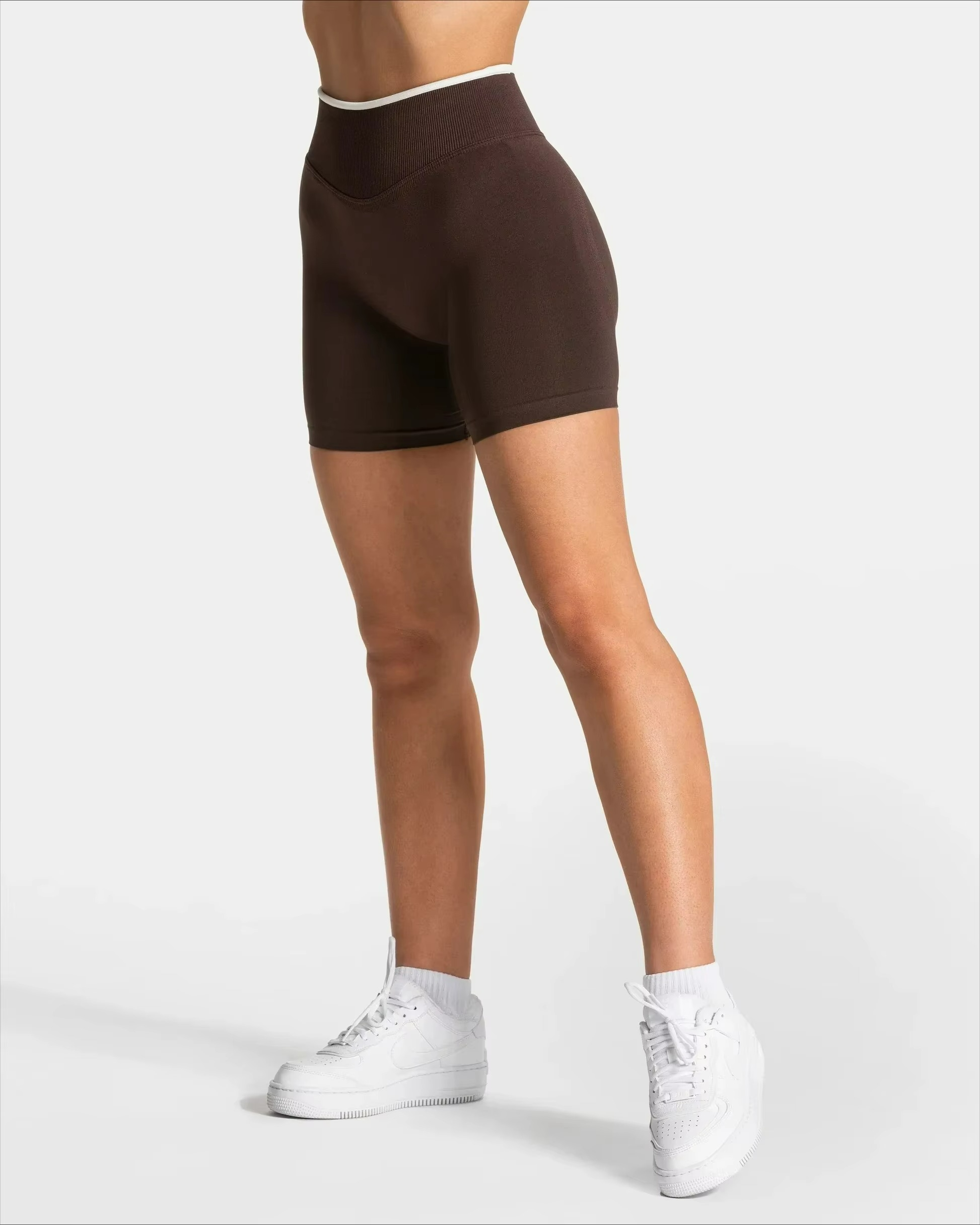 Raisa | High-Waist Padel Shorts for Lifted Confidence TARHUS  Padel Shorts