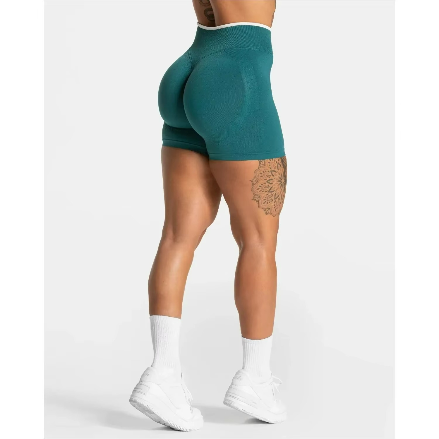 Raisa | High-Waist Padel Shorts for Lifted Confidence TARHUS  Padel Shorts