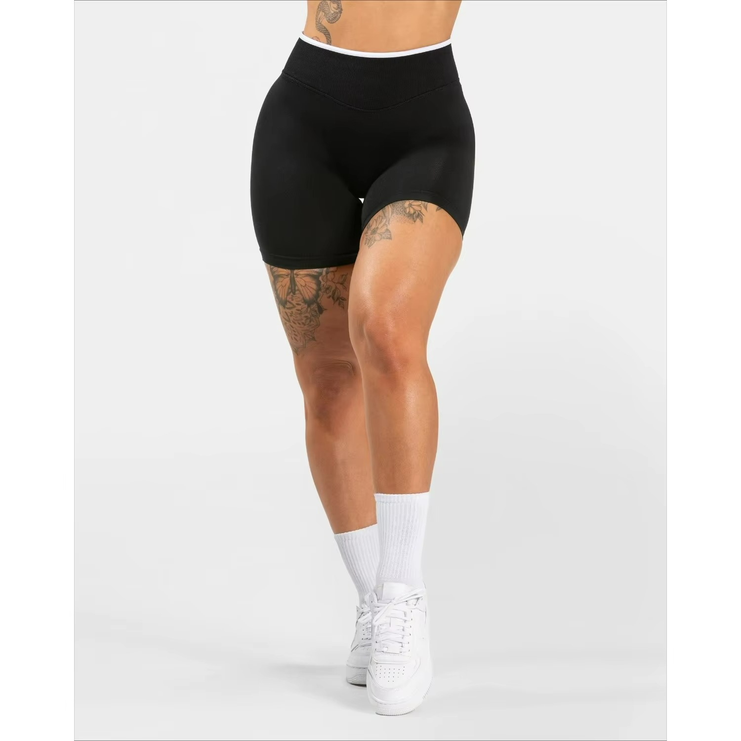 Raisa | High-Waist Padel Shorts for Lifted Confidence TARHUS  Padel Shorts
