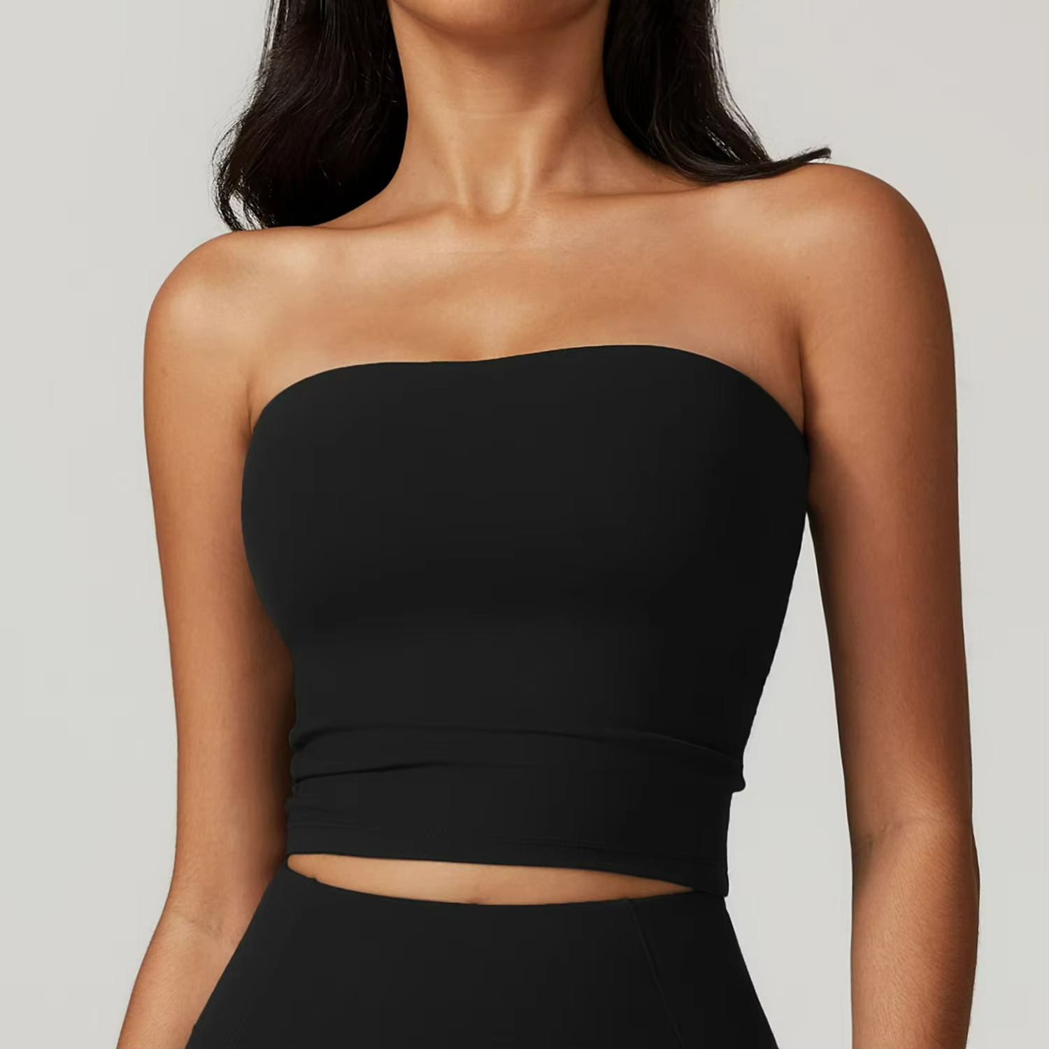 Zerina | Quick-Dry Pilates Top for Streamlined Focus TARHUS  Pilates Top