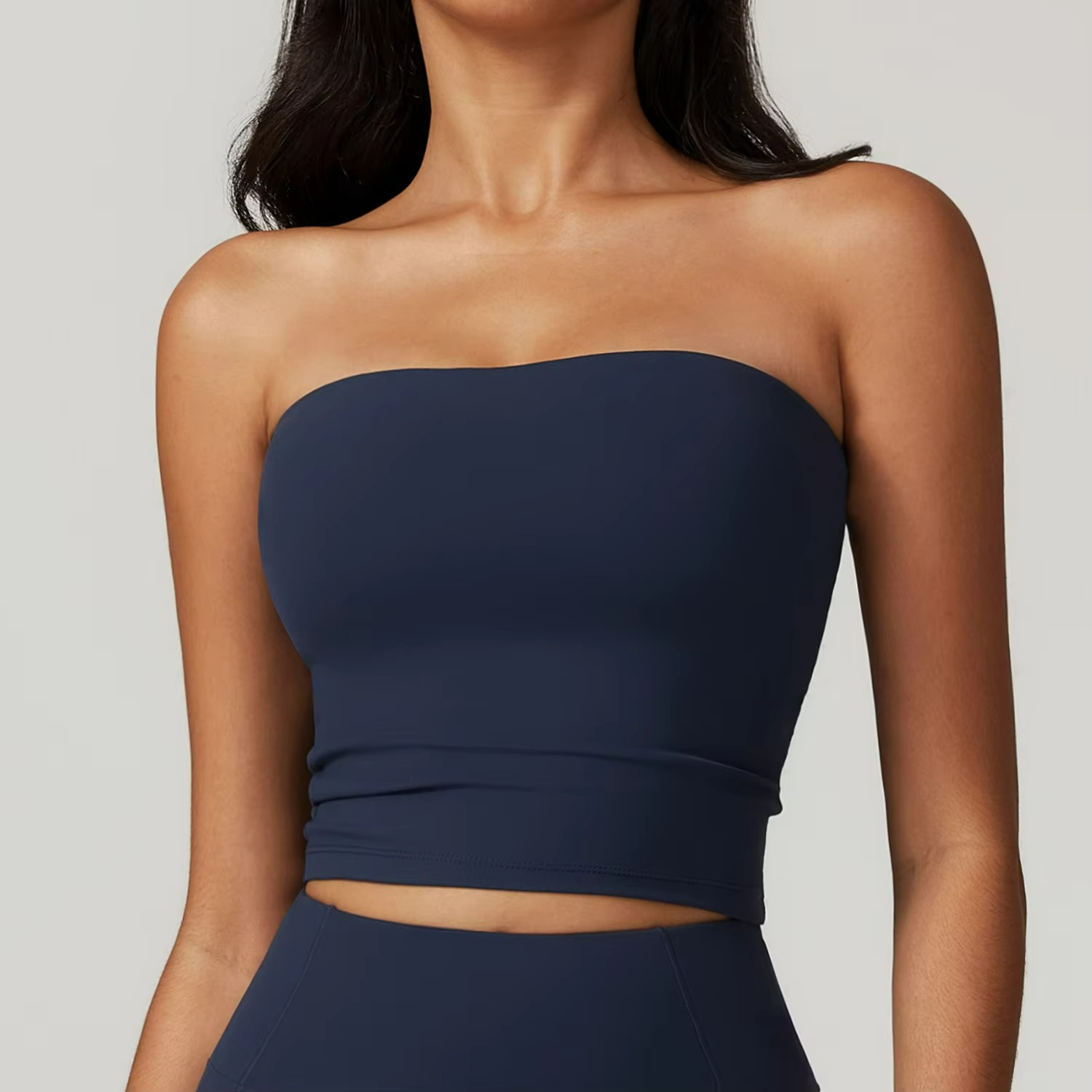 Zerina | Quick-Dry Pilates Top for Streamlined Focus TARHUS  Pilates Top