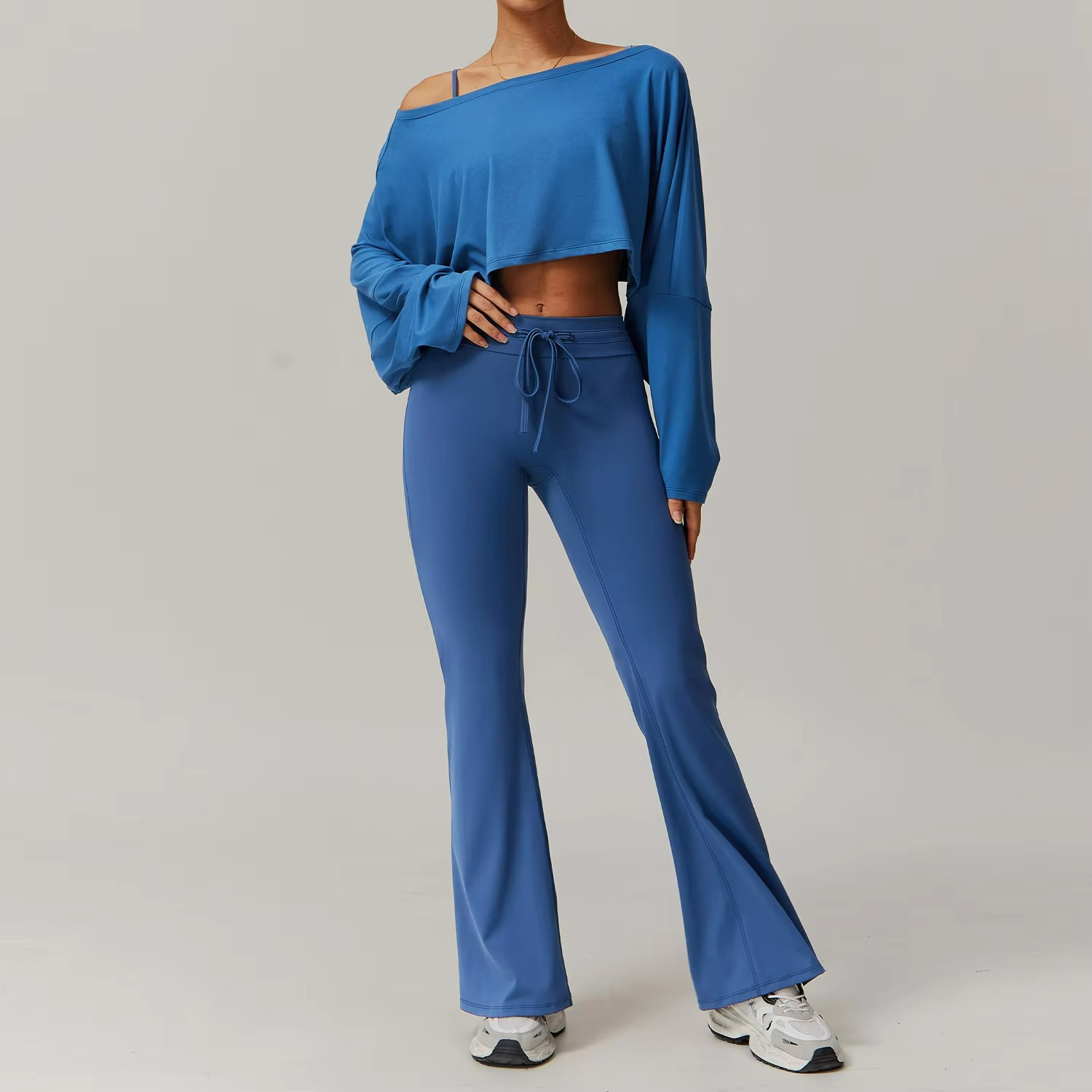Nica | Long-Sleeve Pilates Set for Sculpted Flow TARHUS  Pilates Set