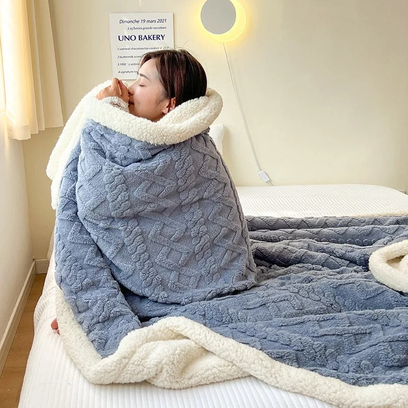 Premium Lambswool Winter Blanket – Ultra-Soft Wool Throw for Cold Weather Comfort - TARHUS