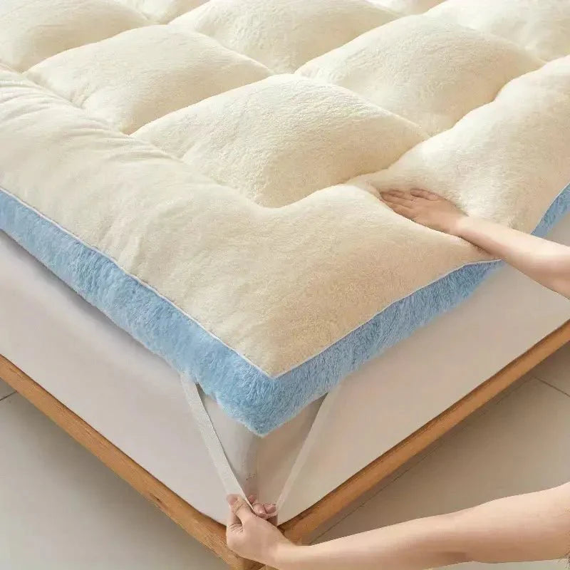 Plush Sherpa Fleece Topper - TARHUS