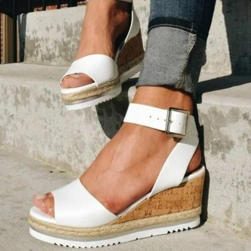 Dariel | Comfortable and Casual Sandals