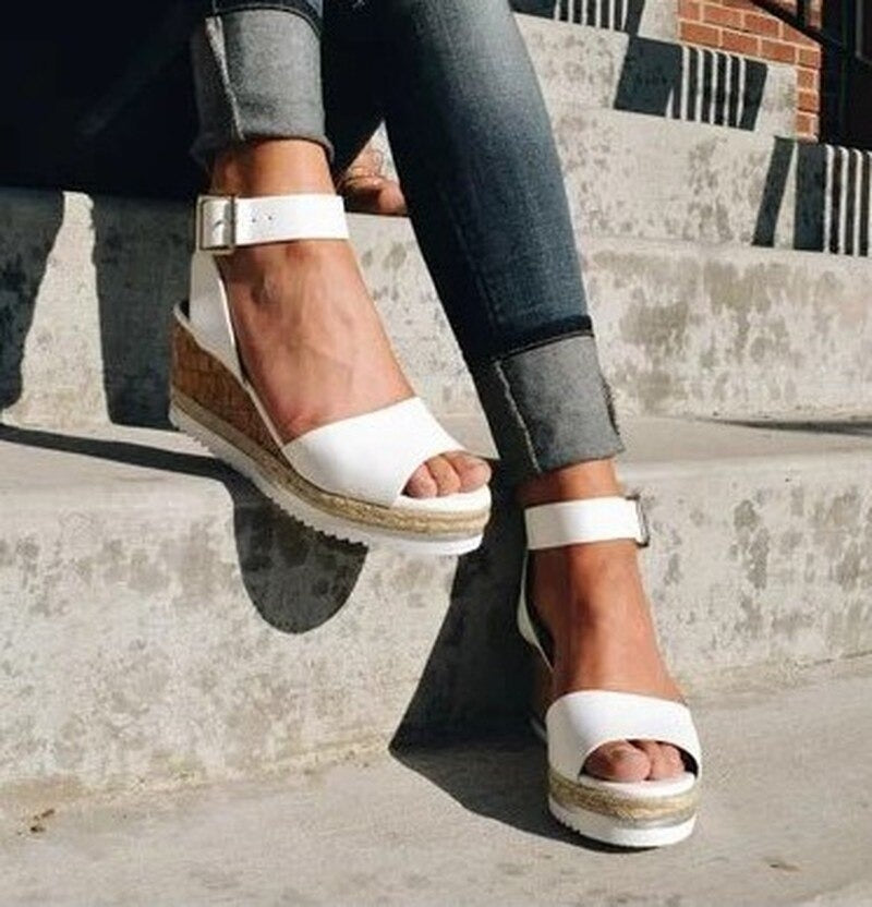 Dariel | Comfortable and Casual Sandals